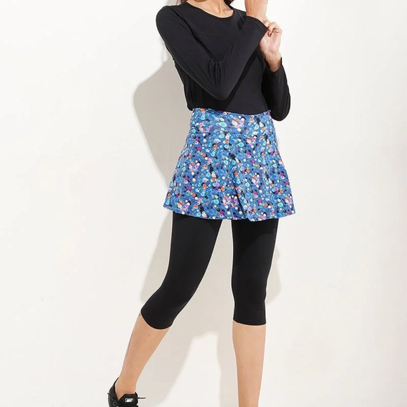 Dona Jo Love Skirted Capri, Elira print, Size L, NWT - Picture 1 of 9